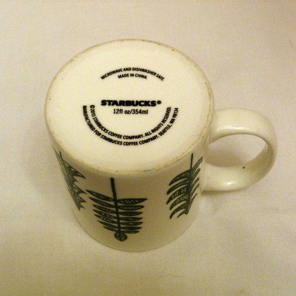 STARBUCKS COFFEE Christmas Collectibles Lot Annual 12th Ed Santa Bear & 2015 Mug - Picture 10 of 16